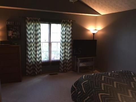 293 Iris Trail Dr, Galloway, OH 43119 photo 15