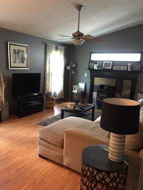 293 Iris Trail Dr, Galloway, OH 43119 photo 7