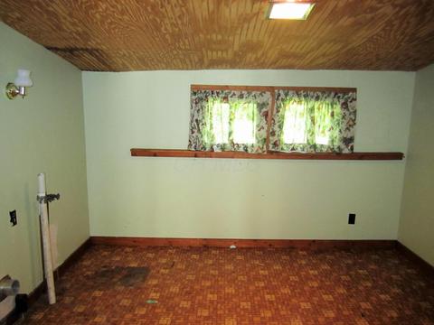 328 N Burnett Rd, Springfield, OH 45503 photo 5