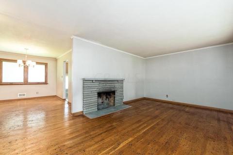 981 Hartford St, Worthington, OH 43085 photo 3