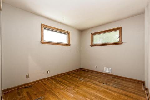 981 Hartford St, Worthington, OH 43085 photo 9