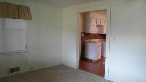 1095 S Washington St, Circleville, OH 43113 photo 5