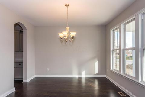 2206 Forestview Ln, Delaware, OH 43015 photo 10