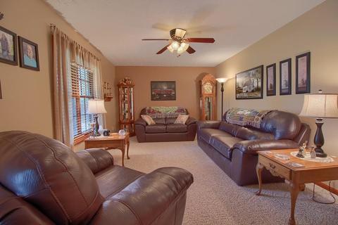 2410 Puthuff Ave, Circleville, OH 43113 photo 46