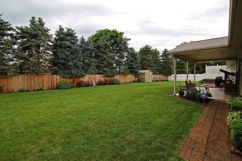2410 Puthuff Ave, Circleville, OH 43113 photo 7