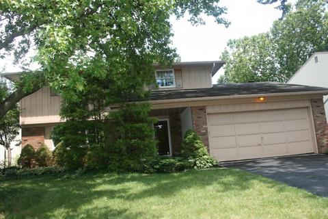 5304 Arrowood Loop E, Columbus, OH 43229 photo 1