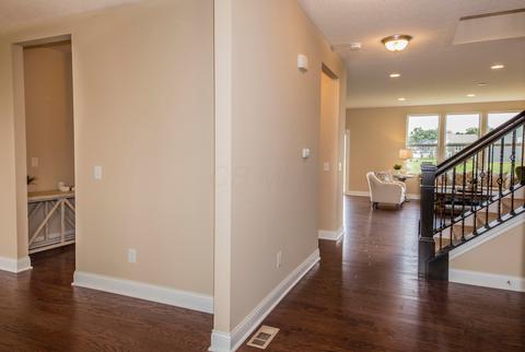 7342 White Cap Dr, Powell, OH 43065 photo 3