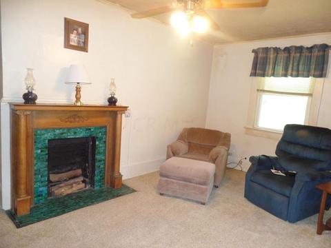 68 Summit St, Newark, OH 43055 photo 3