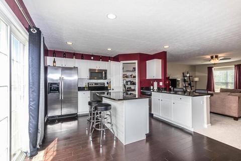 6185 Needletail Rd, Columbus, OH 43230 photo 3