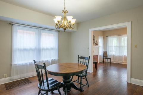 371 E William St, Delaware, OH 43015 photo 9