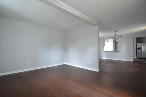 704 E Kossuth St, Columbus, OH 43206 photo 14