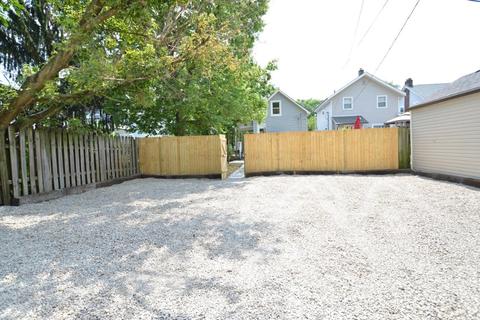 704 E Kossuth St, Columbus, OH 43206 photo 8