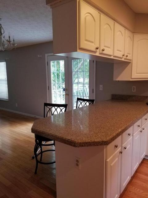3233 Farmbrook Dr, Grove City, OH 43123 photo 12