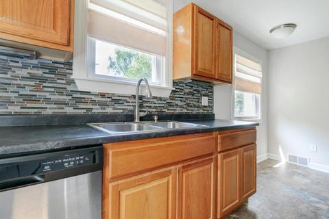 581 E Beechwold Blvd, Columbus, OH 43214 photo 10