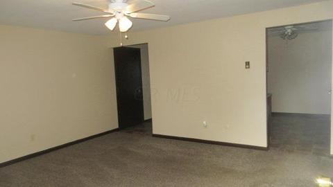 375 Apache Dr, Circleville, OH 43113 photo 5