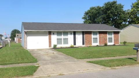 375 Apache Dr, Circleville, OH 43113 photo 2