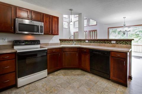 633 Meadows Dr, Delaware, OH 43015 photo 7