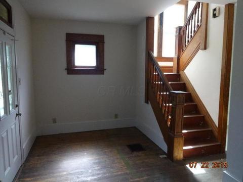 329 E 19th Ave, Columbus, OH 43201 photo 4