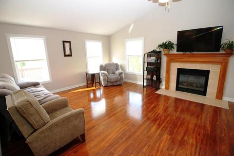 178 Harvard Loop, Delaware, OH 43015 photo 5