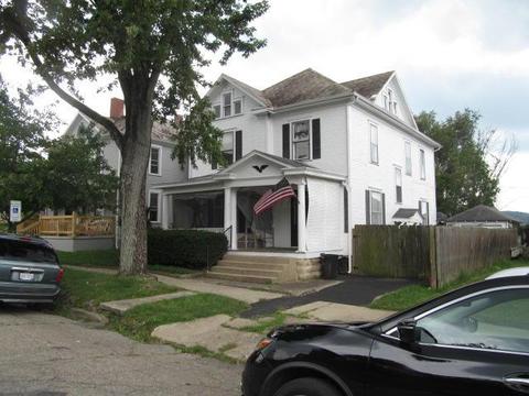 208 E Walnut St, Lancaster, OH 43130 photo 1