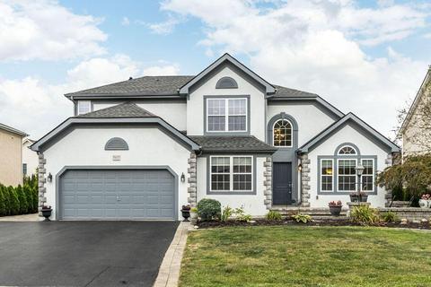 7677 Fulmar Dr, Dublin, OH 43017 photo 1