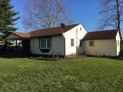 81 Jackson St, Lockbourne, OH 43137 photo 2