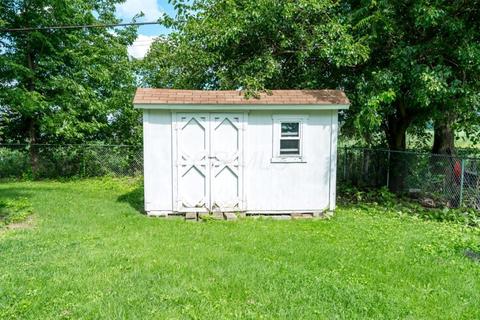 2516 S Burnett Rd, Springfield, OH 45505 photo 9
