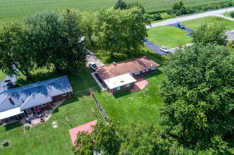2516 S Burnett Rd, Springfield, OH 45505 photo 2