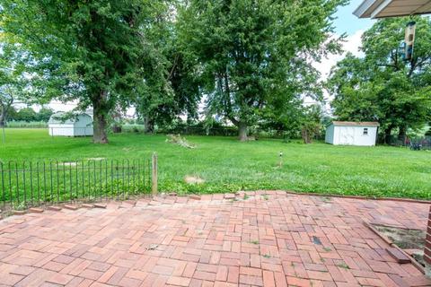 2516 S Burnett Rd, Springfield, OH 45505 photo 12