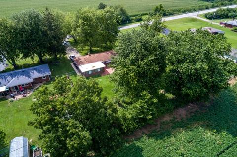 2516 S Burnett Rd, Springfield, OH 45505 photo 4