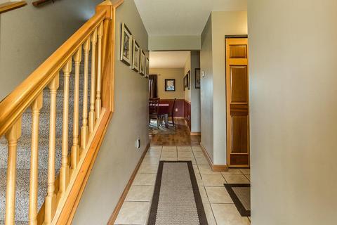 1030 Ridge Dr, Circleville, OH 43113 photo 9