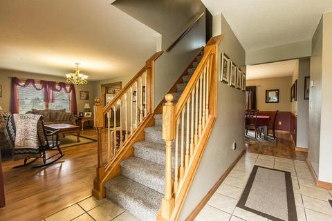 1030 Ridge Dr, Circleville, OH 43113 photo 8