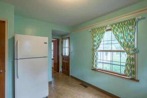 526 E Como Ave, Columbus, OH 43202 photo 14