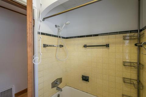 526 E Como Ave, Columbus, OH 43202 photo 20
