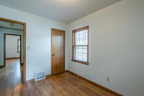 526 E Como Ave, Columbus, OH 43202 photo 17