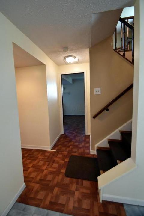 2107 Summit Row Blvd, Powell, OH 43065 photo 9