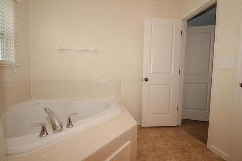 740 Salinger Dr, Lithopolis, OH 43136 photo 28