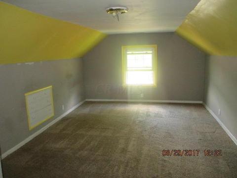 445 Robinwood Ave, Columbus, OH 43213 photo 16