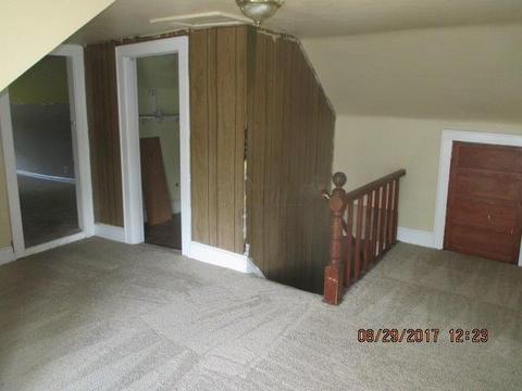445 Robinwood Ave, Columbus, OH 43213 photo 19