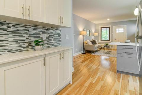305 E Markison Ave, Columbus, OH 43207 photo 13
