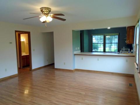 184 Greer Dr E, Newark, OH 43055 photo 3