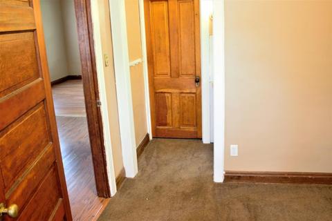 509 E Main St, Hebron, OH 43025 photo 10