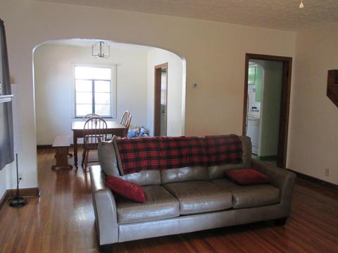 153 E Walnut St, Lancaster, OH 43130 photo 5