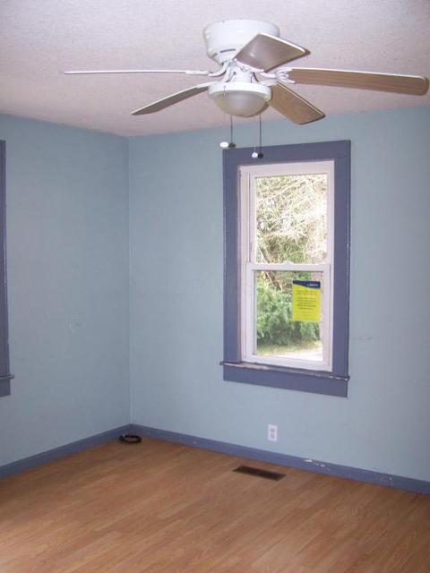 215 N Cedar Ave, Lancaster, OH 43130 photo 13