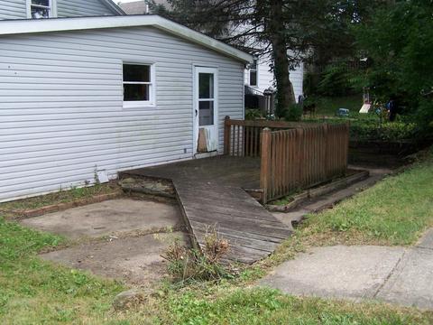 215 N Cedar Ave, Lancaster, OH 43130 photo 3