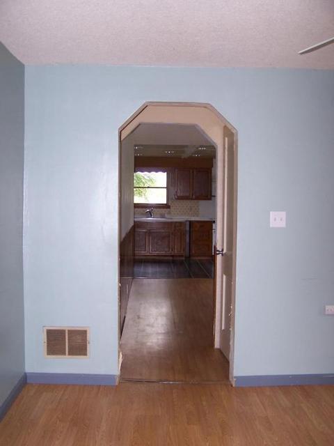 215 N Cedar Ave, Lancaster, OH 43130 photo 6