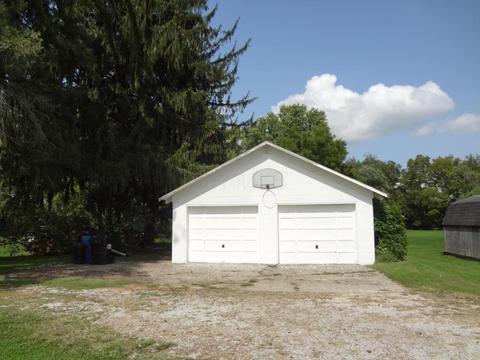 76 Prospect St, Newark, OH 43055 photo 3