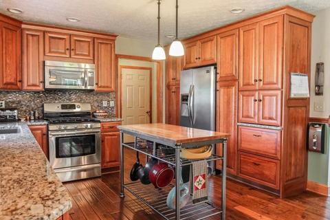 145 Whiley Rd NW, Lancaster, OH 43130 photo 9