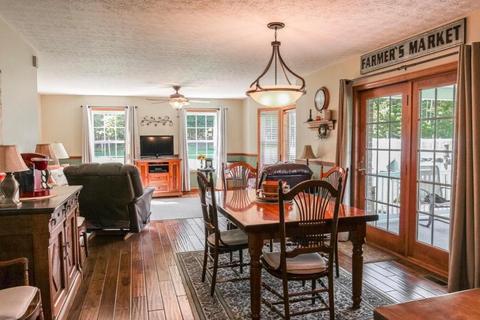 145 Whiley Rd NW, Lancaster, OH 43130 photo 5