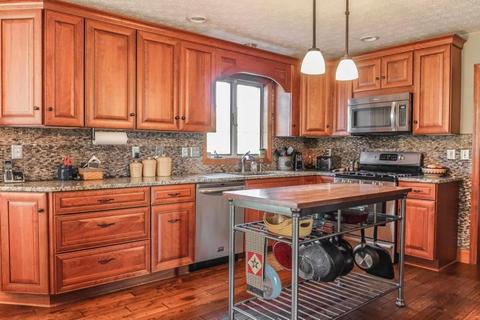 145 Whiley Rd NW, Lancaster, OH 43130 photo 8